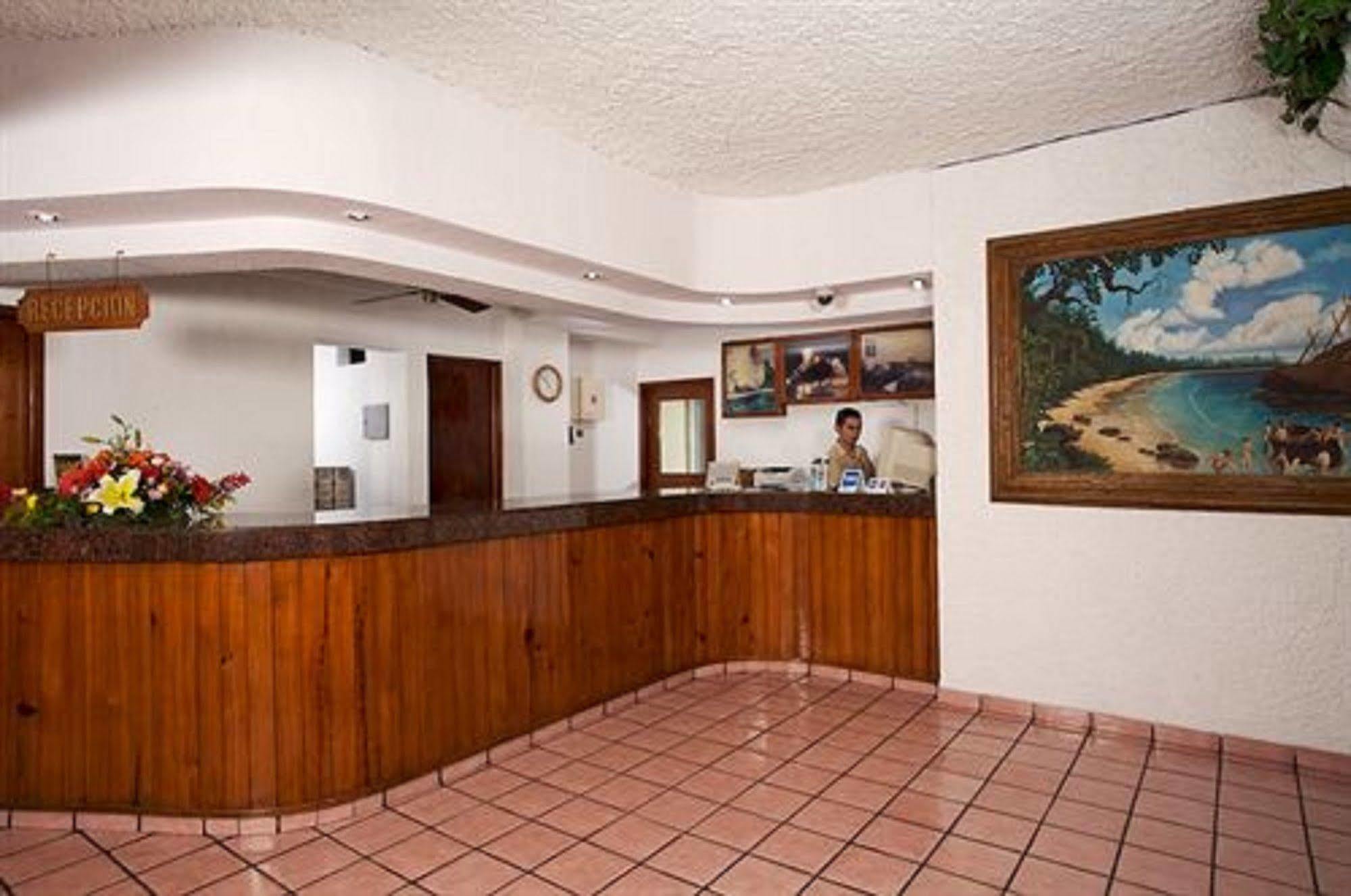 Antillano Hotel Cancun