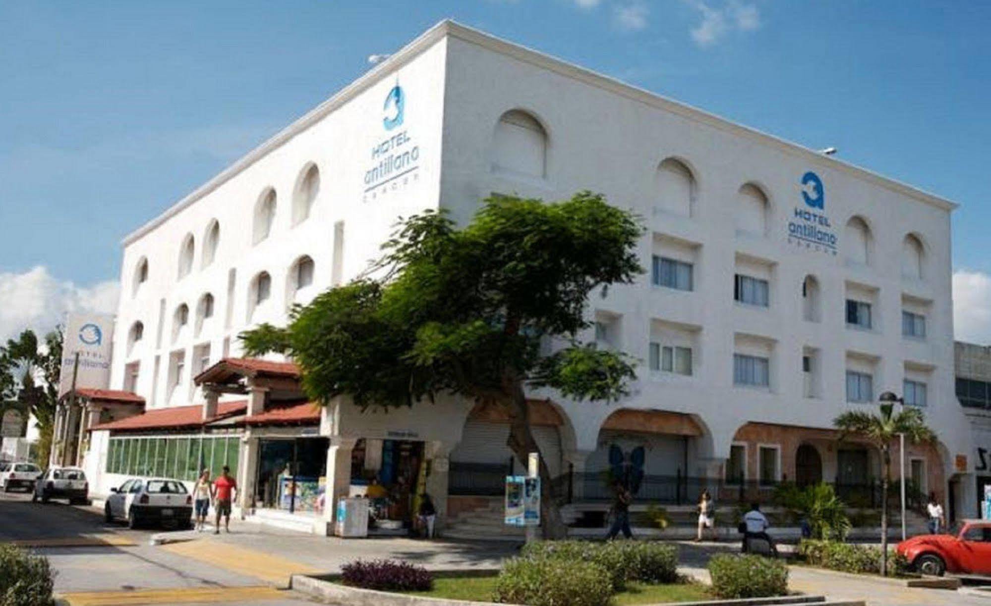 Antillano Cancun
