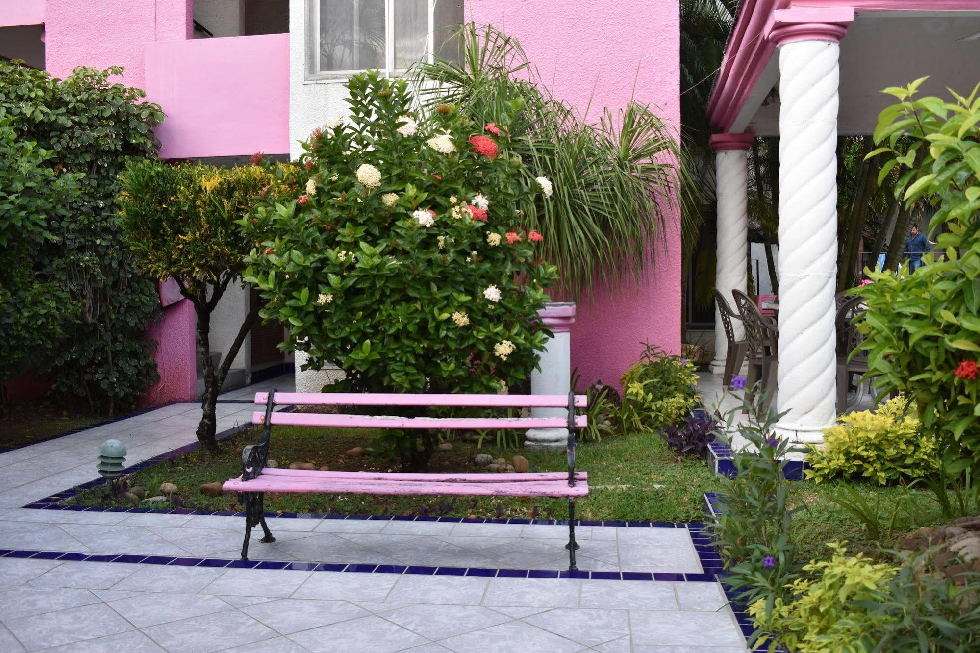 Hotel Garden Suites Cancun