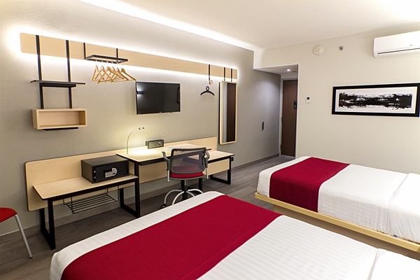Hotel Express By Marriott Aeropuerto Riviera Cancun