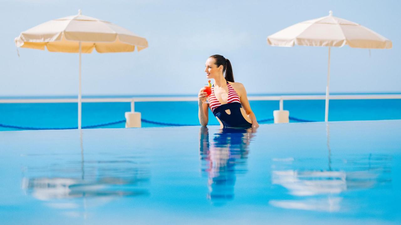 Occidental Tucancun 4*