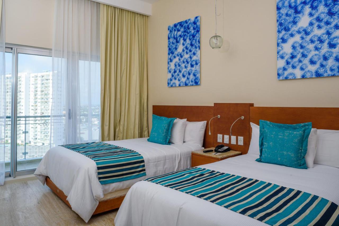 Hotel Krystal Urban & Beach Club 4*