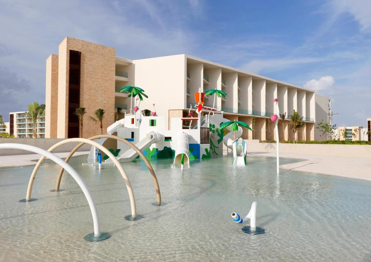 Grand Palladium Select Costa Mujeres 5* Cancun