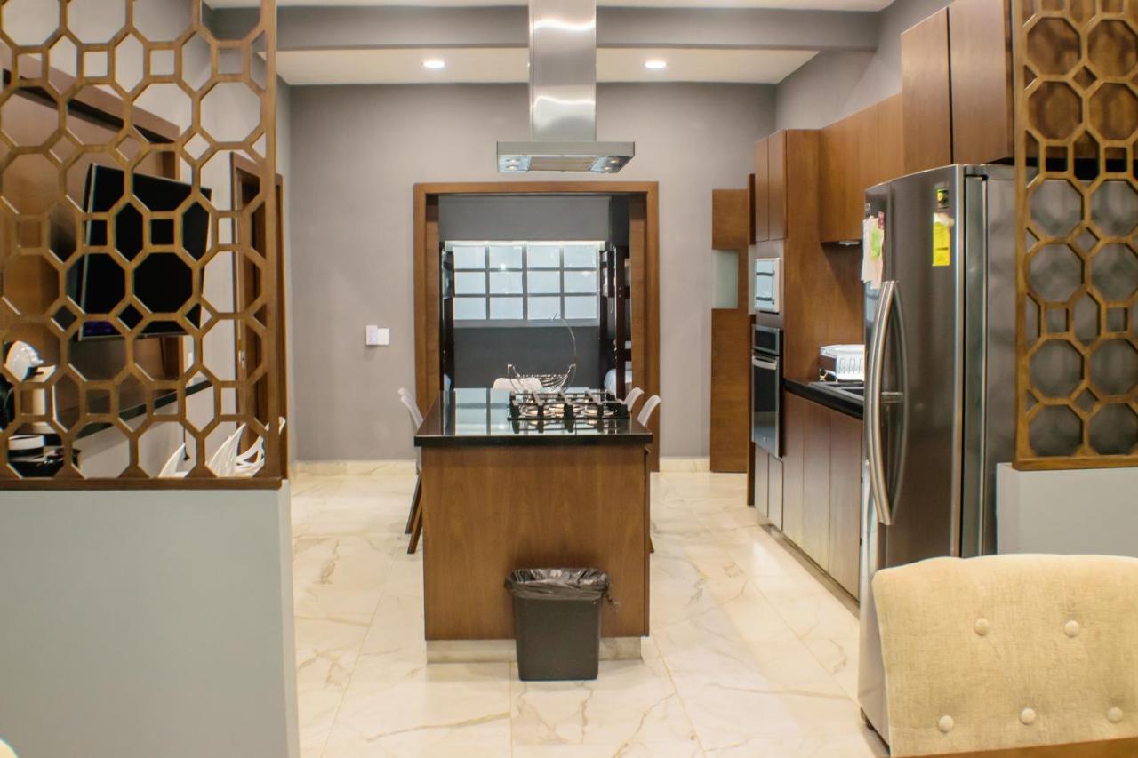 Guest house Luxury Gray House *