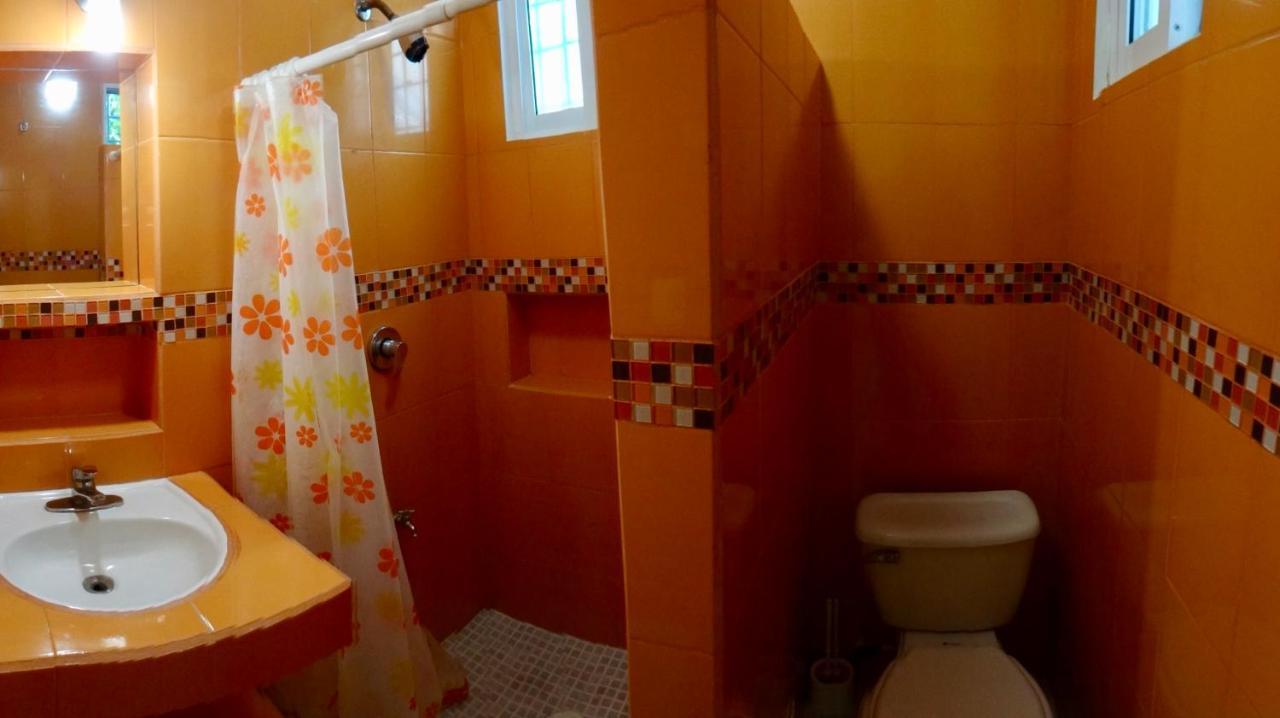 Casa Blanca Homestay