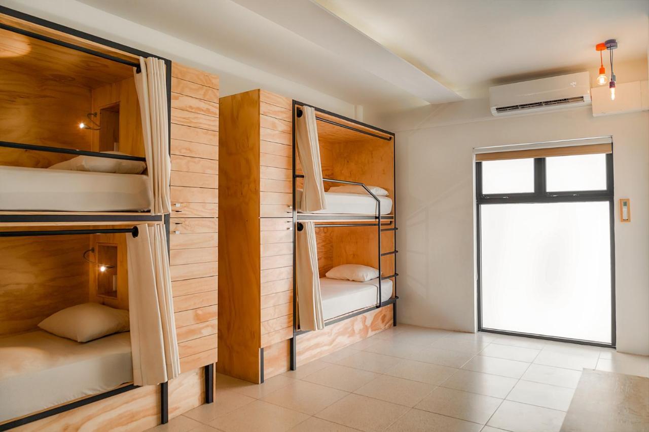 Hostel Nomads & Rooftop Pool Cancun