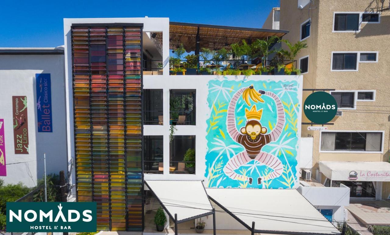 Hostel Nomads & Rooftop Pool Cancun