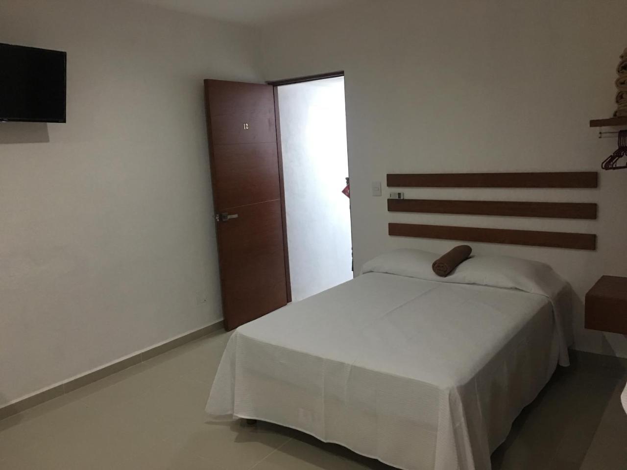 Hotel Leo