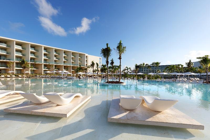Grand Palladium Select Costa Mujeres 5*