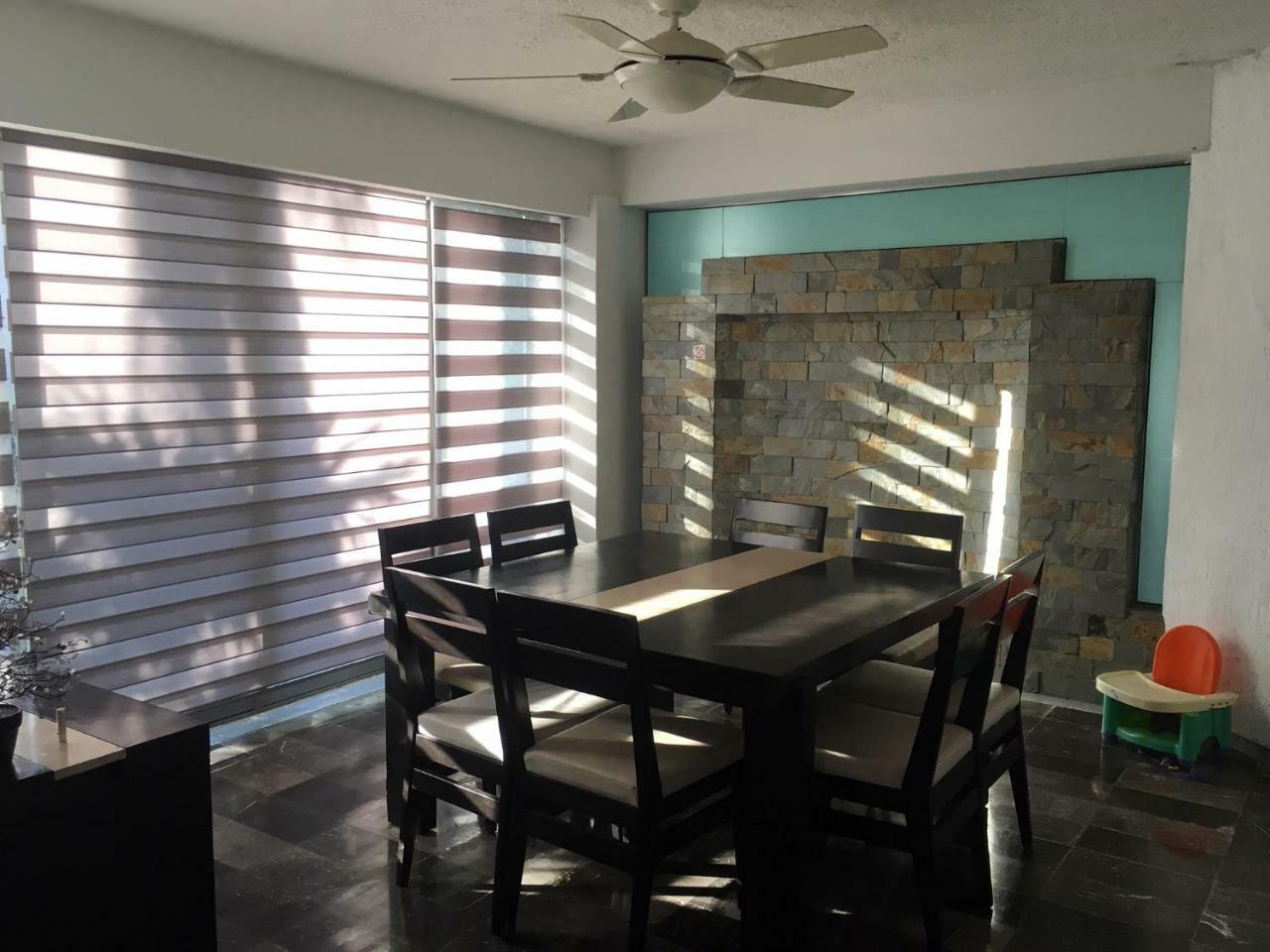 Large House - Walking To - 10 Guests! * Cancun