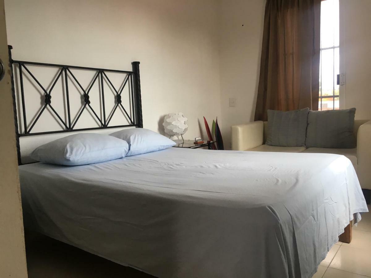 Violeta's House Apartment