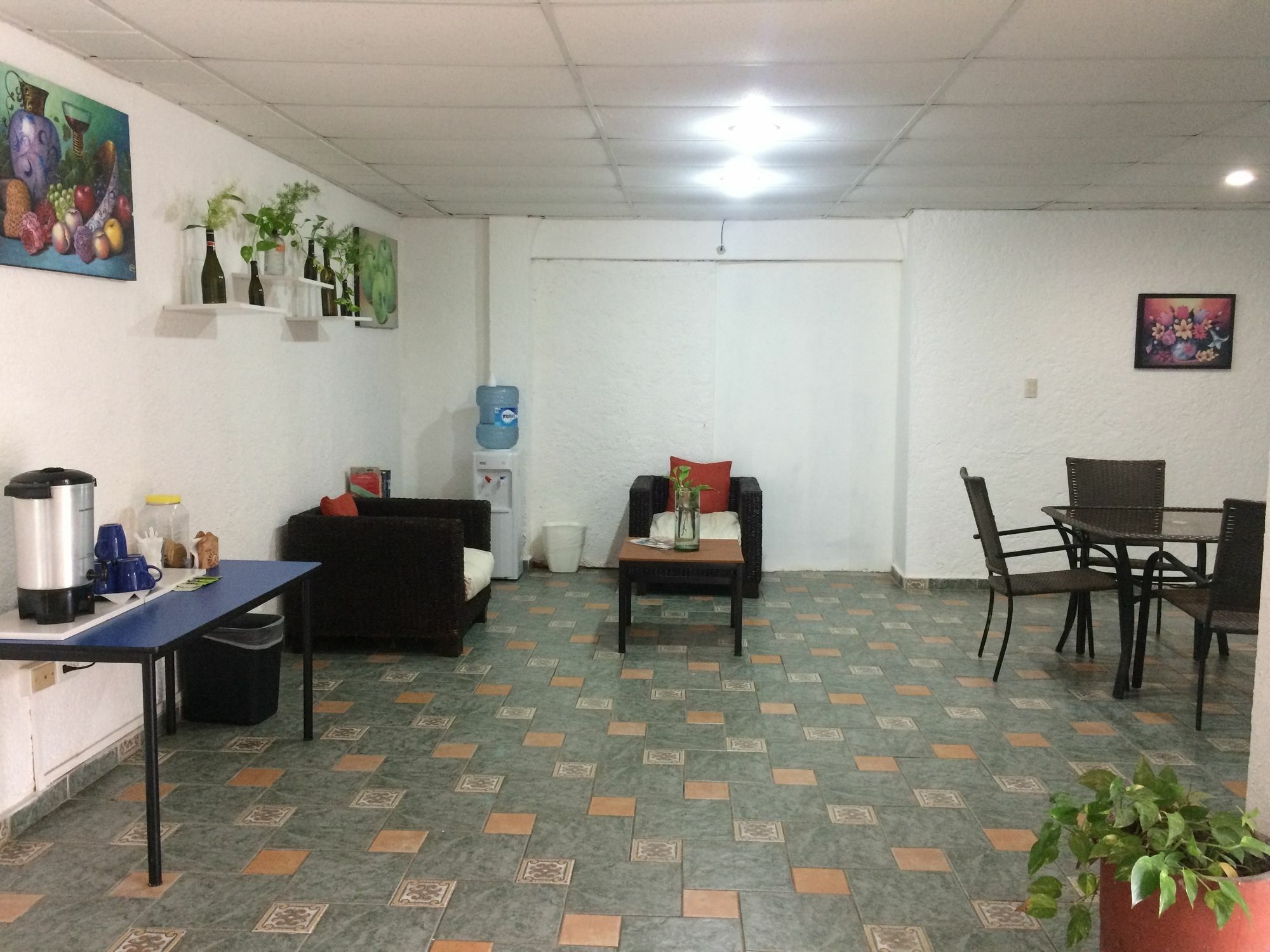 Hostel Ikaro Beds (adults Only) *