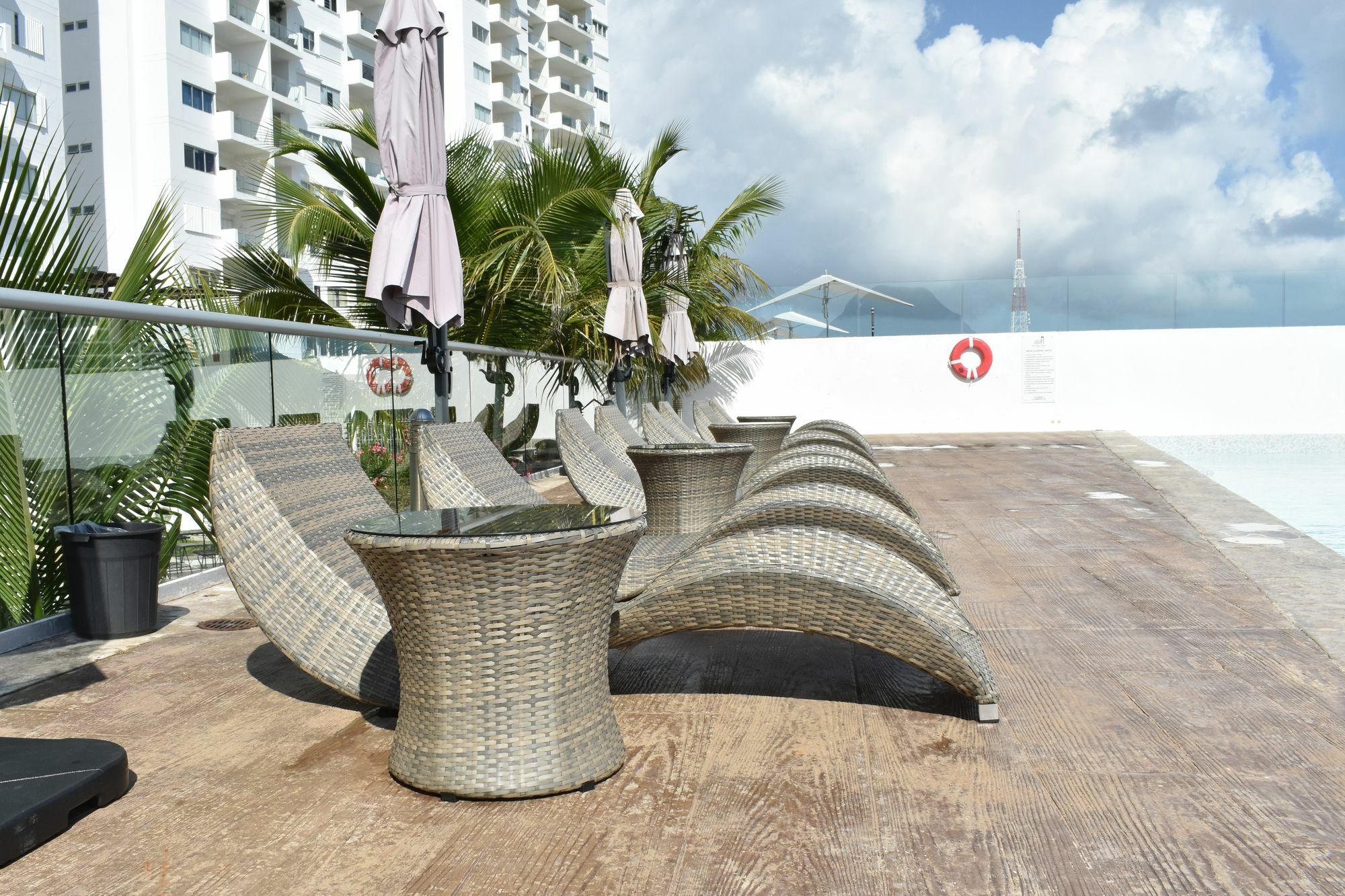 Aparthotel Barcelona Tower By Koox Luxury Collection