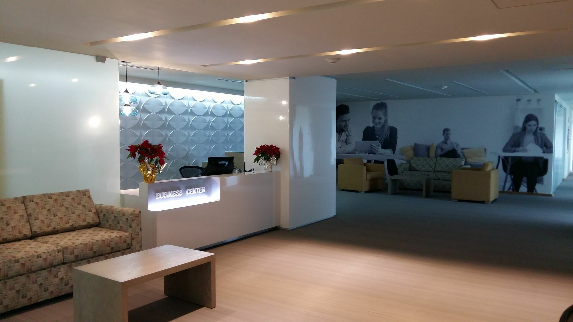 Hotel Krystal Urban & Beach Club