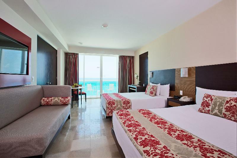 Krystal Hotel Cancun