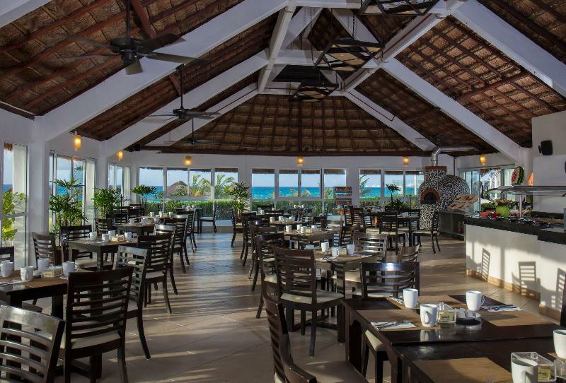 Krystal Hotel Cancun