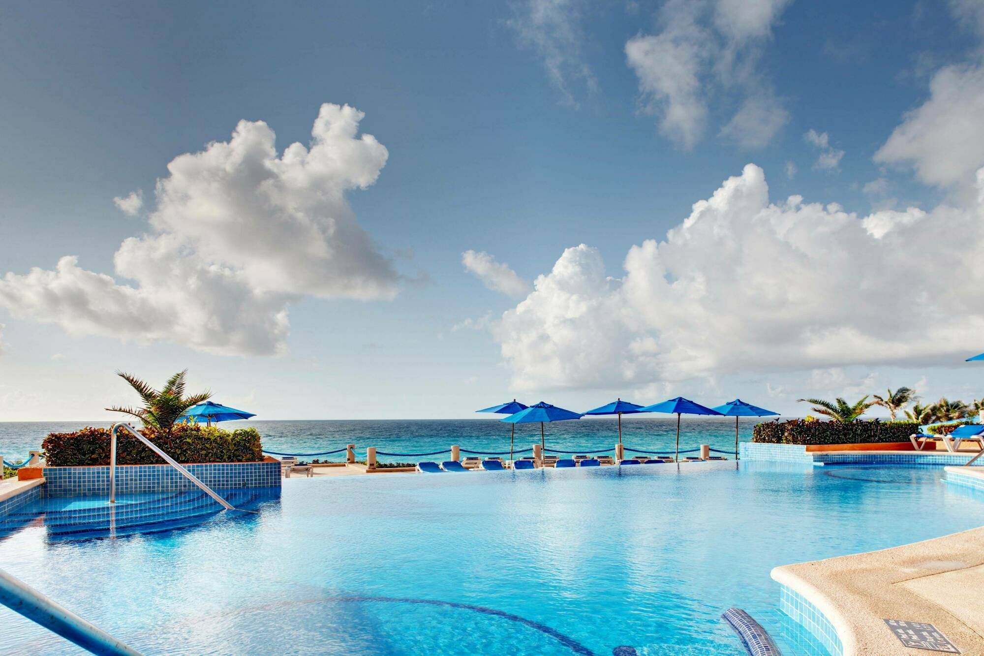 Resort Occidental Tucancun