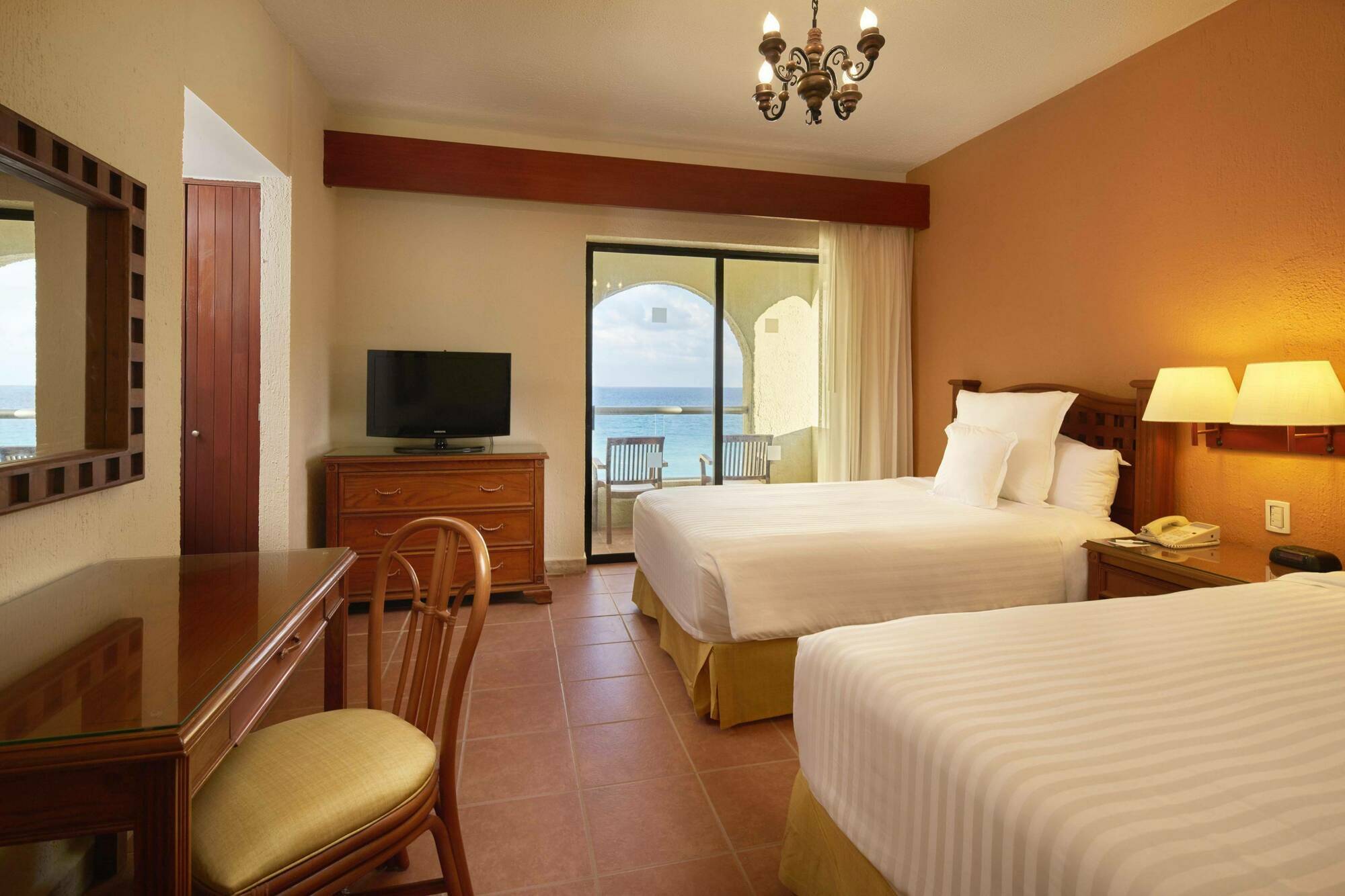 Occidental Tucancun Resort
