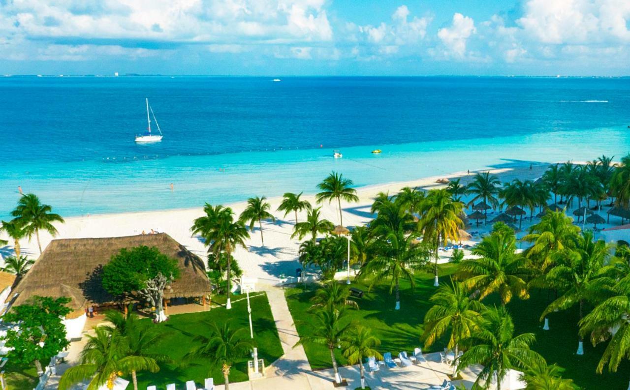 Beachfront * Cancun