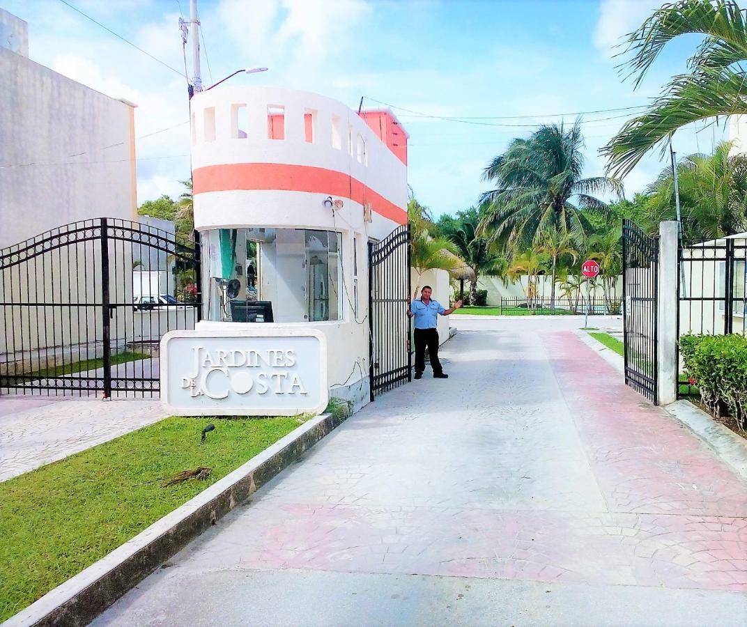 Jardines De La Costa Apartment