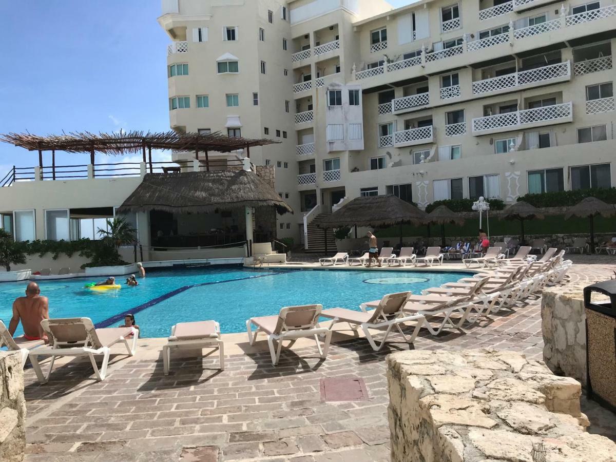 Beachfront In The Best Location! Apartamento *