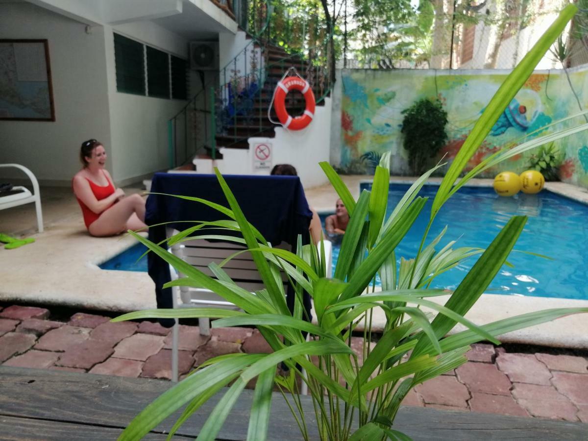 Granada 6 Hostel