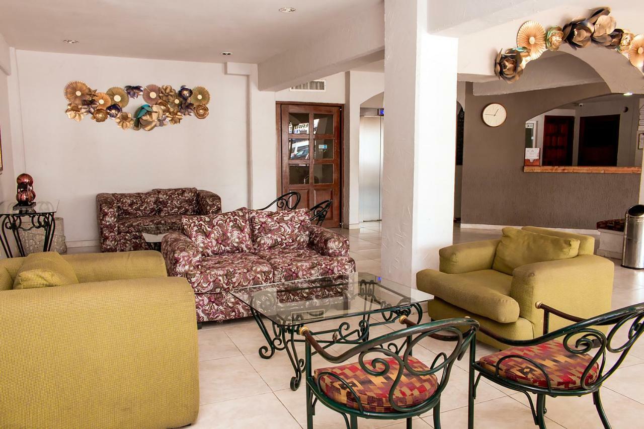 Batab Hotel 3*
