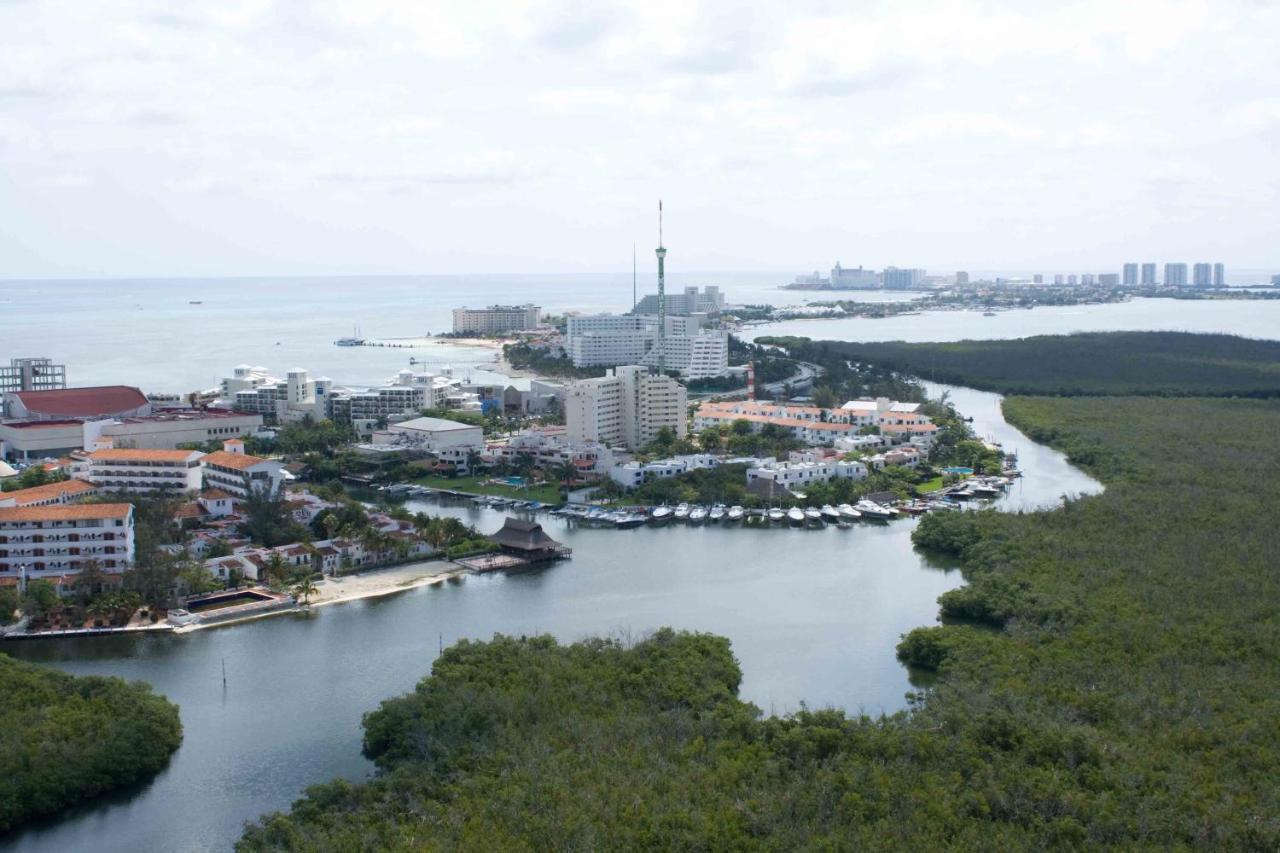 Hotel Sotavento & Yacht Club