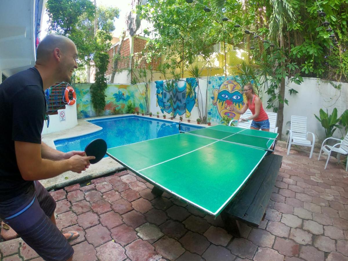 Granada 6 Hostel Cancun