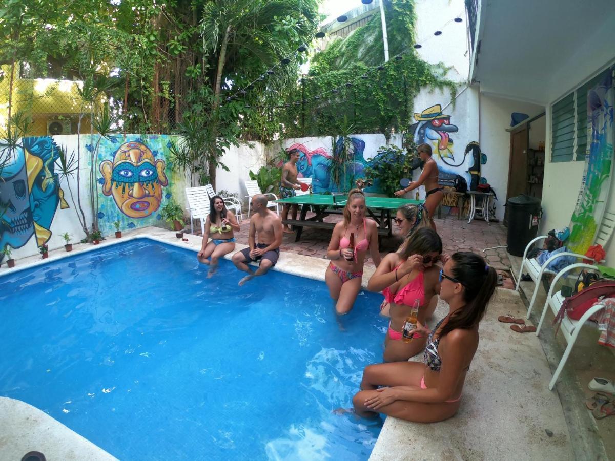 Granada 6 Hostel Cancun