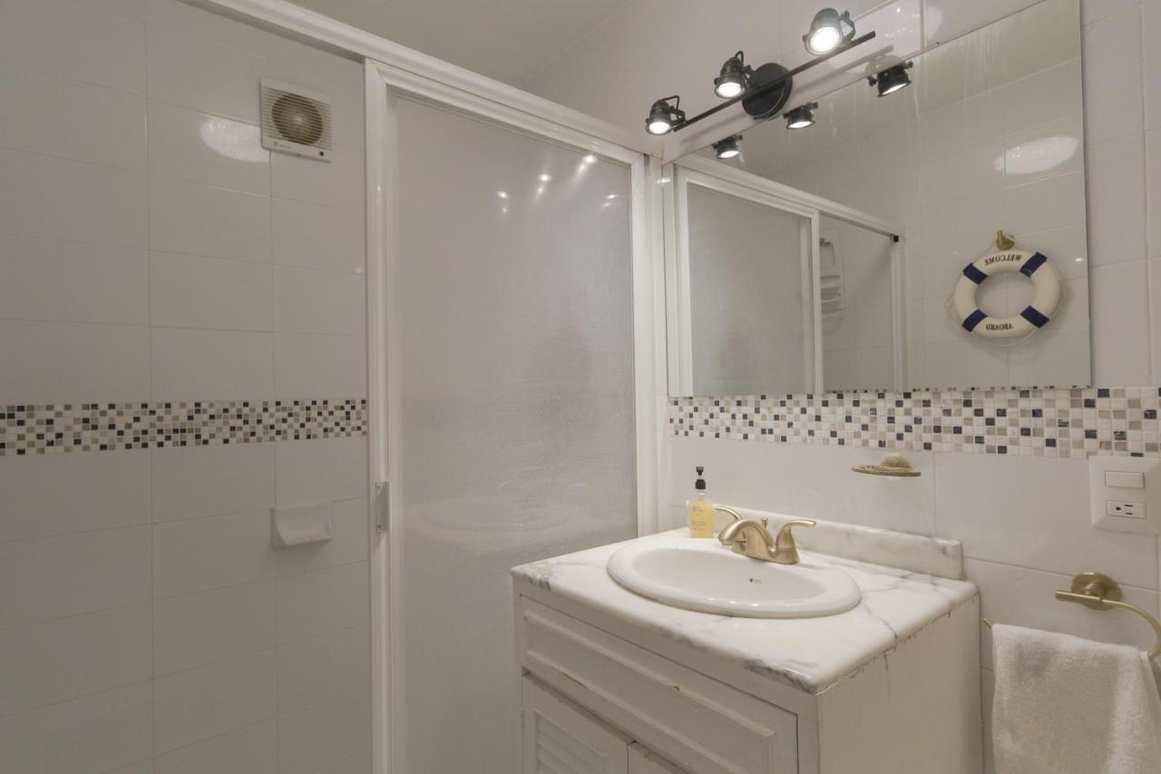 Penthouse Ocean Front, Steps To The Beach Apartment Cancun