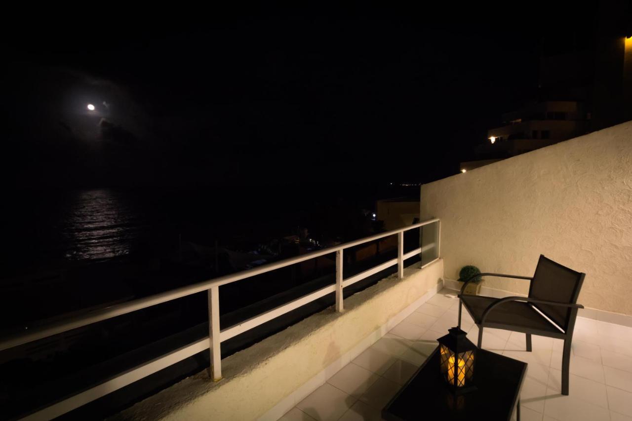 Apartment Penthouse Ocean Front, Steps To The Beach *
