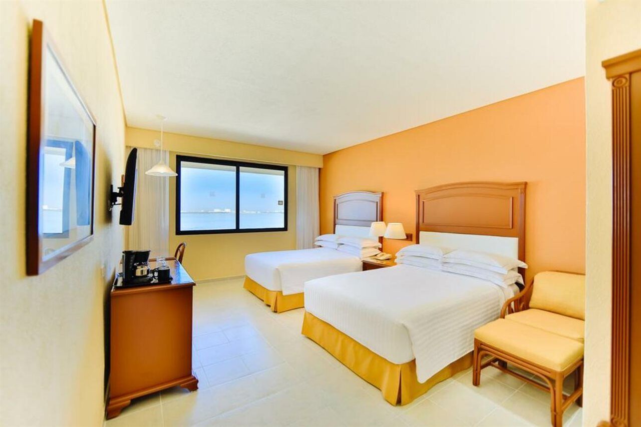 Resort Occidental Tucancun 4*