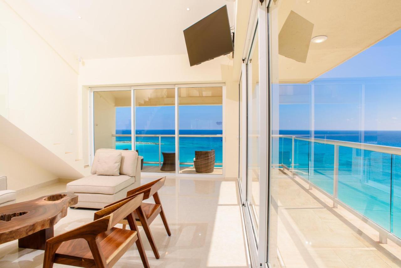 Aparthotel 2 Story Oceanfront Penthouses On Beach! Cancún