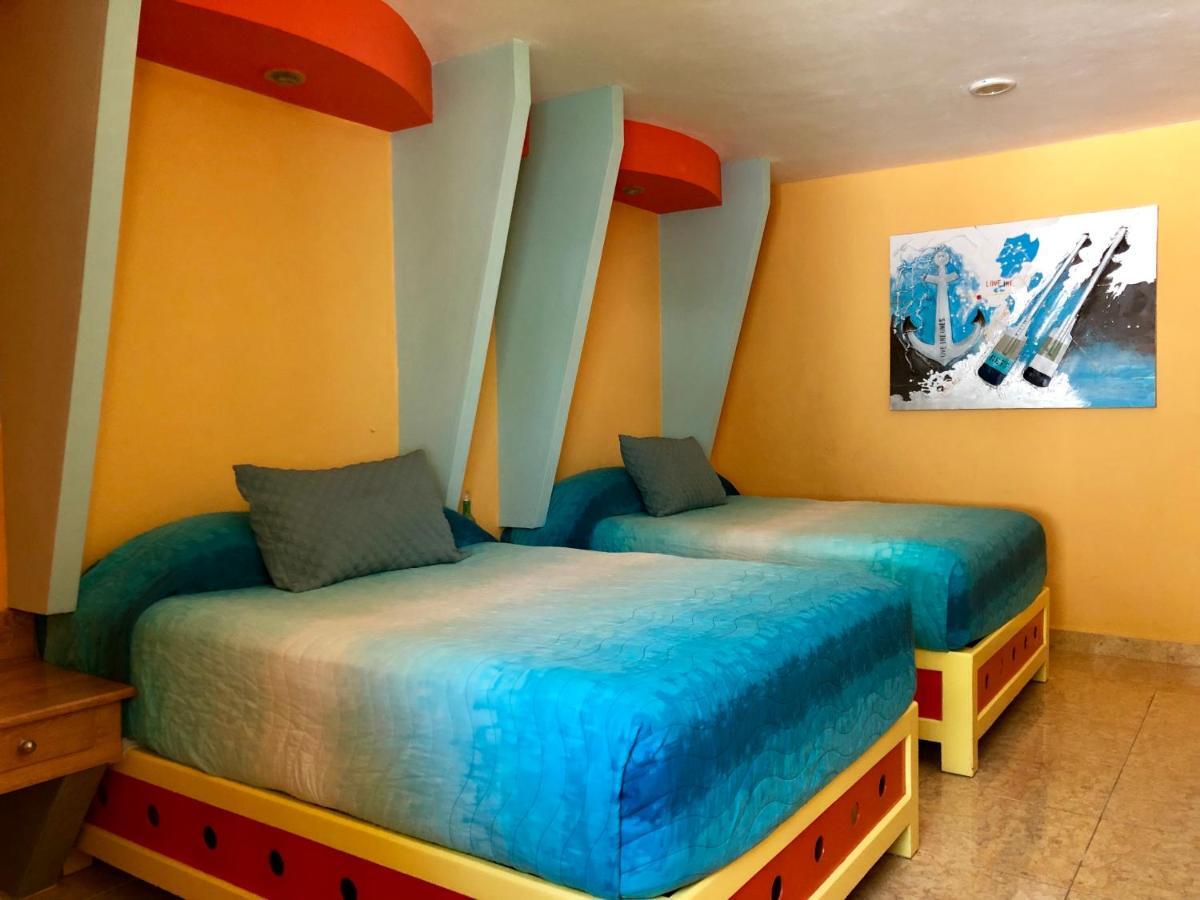 Eight Bedroom Beach House * Cancún