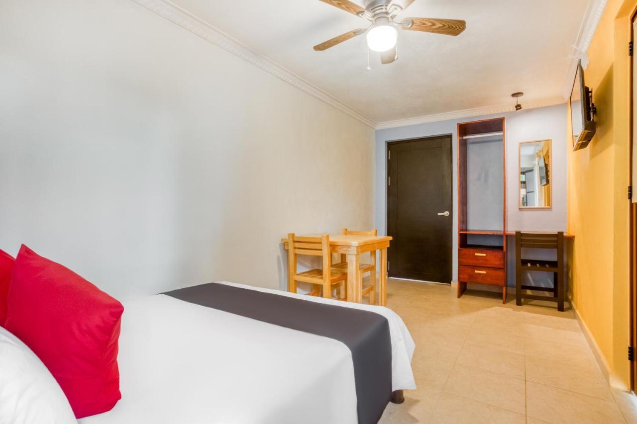 Capital O Arco Maya Hotel Cancun