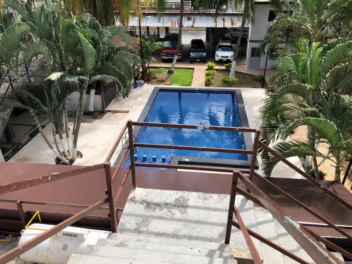 Azteca 2* Cancun