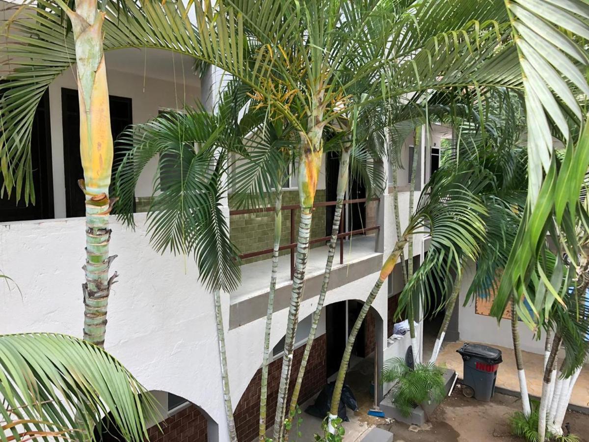 Azteca 2* Cancun