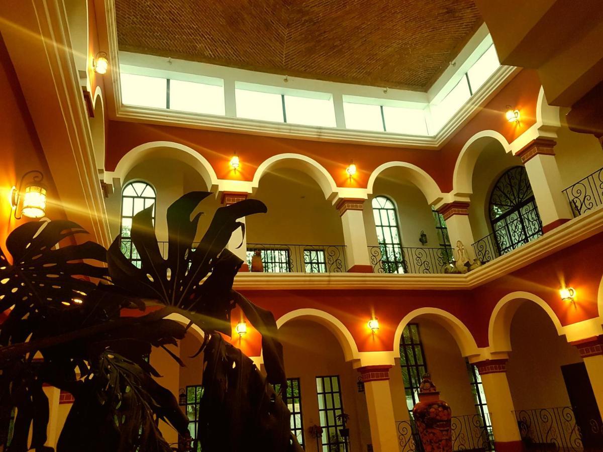 Hacienda Los Alamos Holiday home *