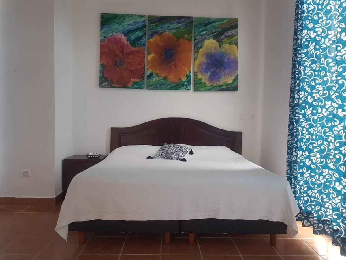 Hacienda Los Alamos Holiday home *