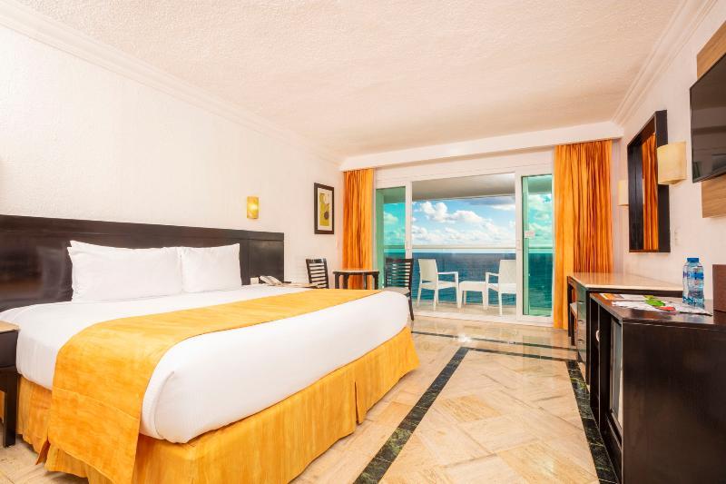 Hotel Krystal Cancun