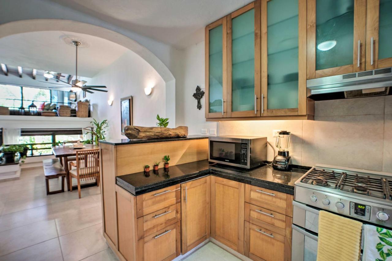 Holiday home Updated Oceanside Townhome With Pool Walk To Beach! Cancun