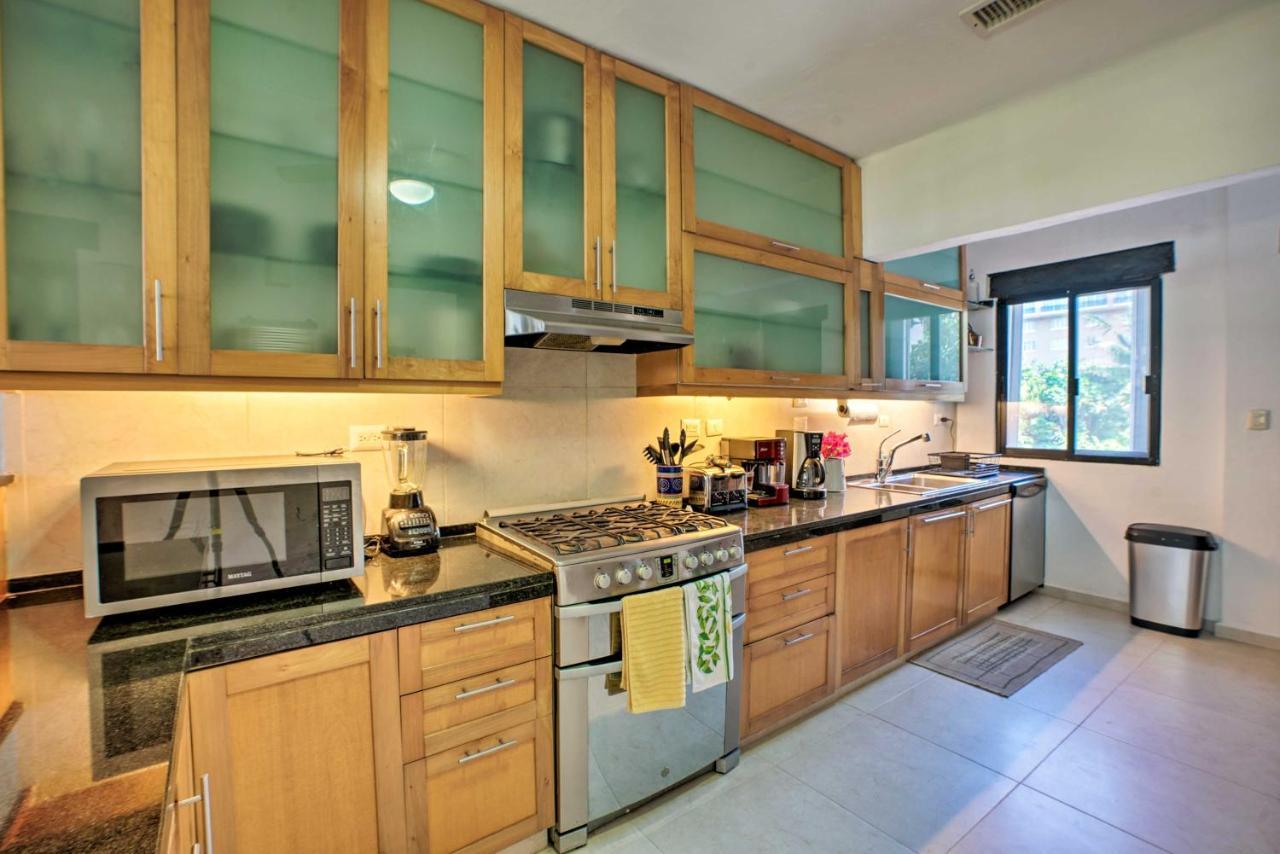 Holiday home Updated Oceanside Townhome With Pool Walk To Beach! *