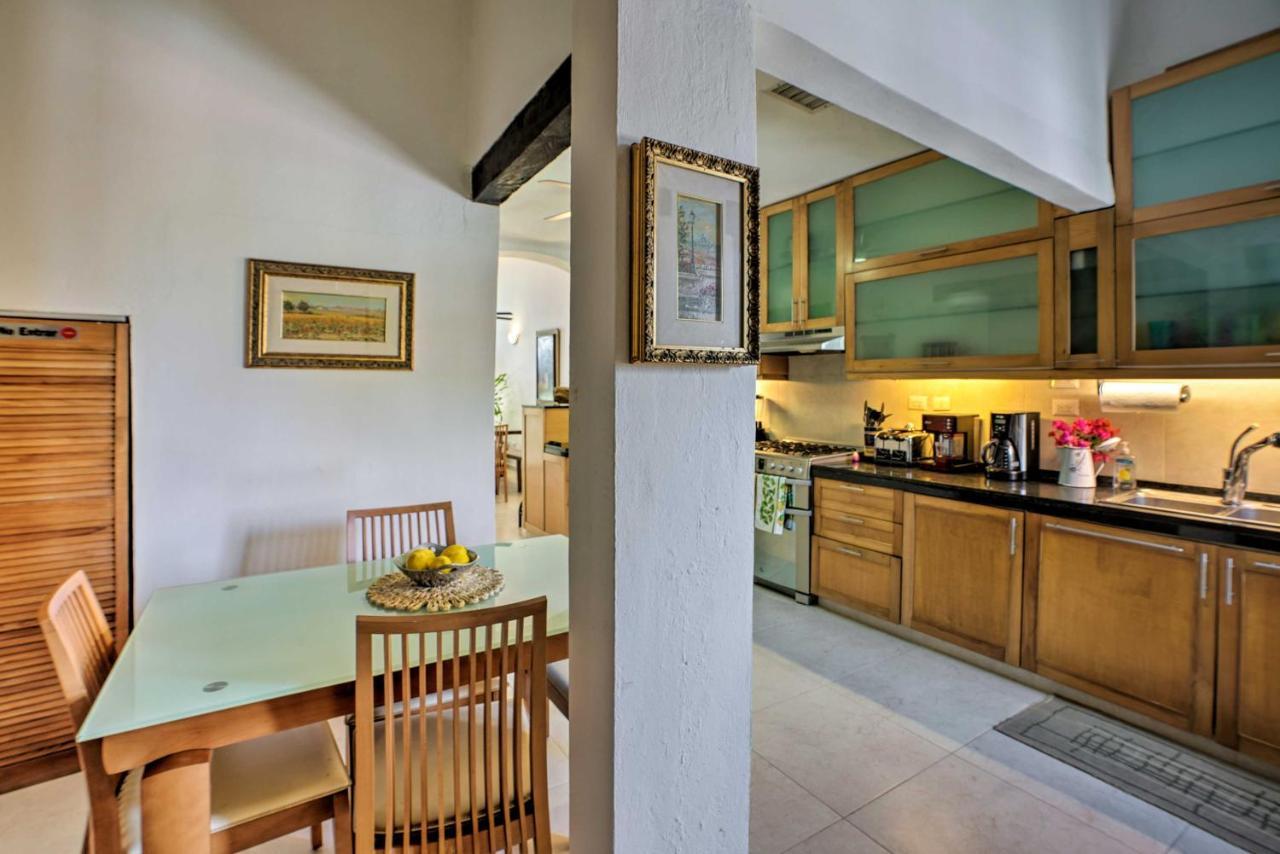Holiday home Updated Oceanside Townhome With Pool Walk To Beach! Cancun