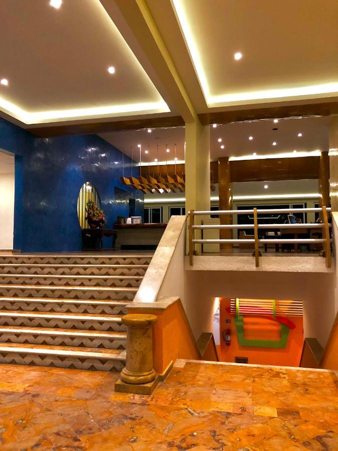 Villa Eight Bedroom Beach House Cancún