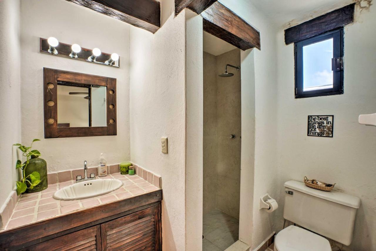 Updated Oceanside Townhome With Pool Walk To Beach! Holiday home Cancun
