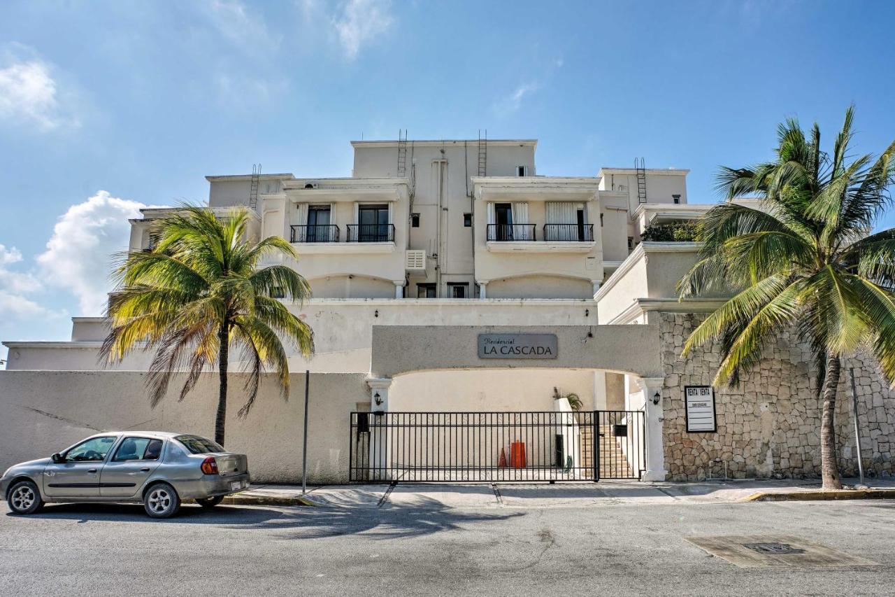 Holiday home Updated Oceanside Townhome With Pool Walk To Beach!