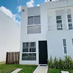 Casa Mariposas