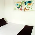 Hotel & Hostal Casa De Luz Cancun