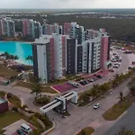 Departamento Moderno Con Vista A La Laguna En Dream Lagoons